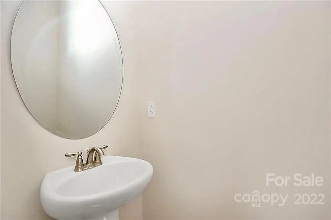 Alcove Rooms's room