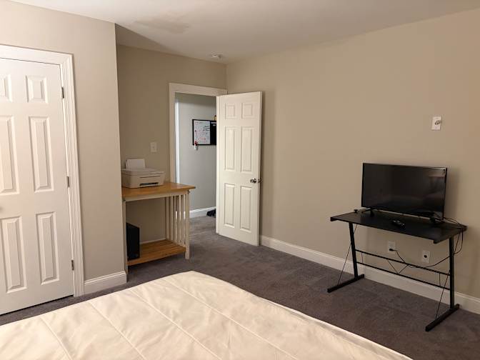 Rickand Rhodes's room