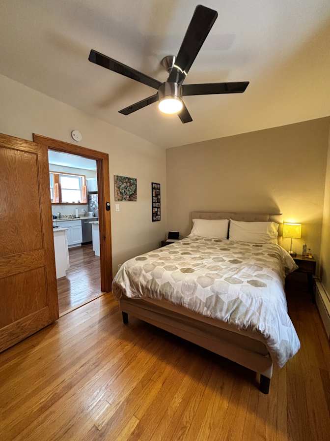 Evelyn's room