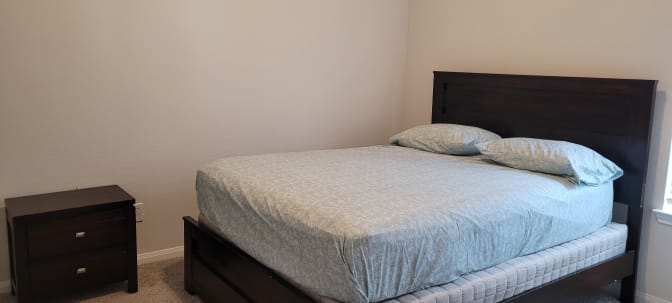 Demis's room