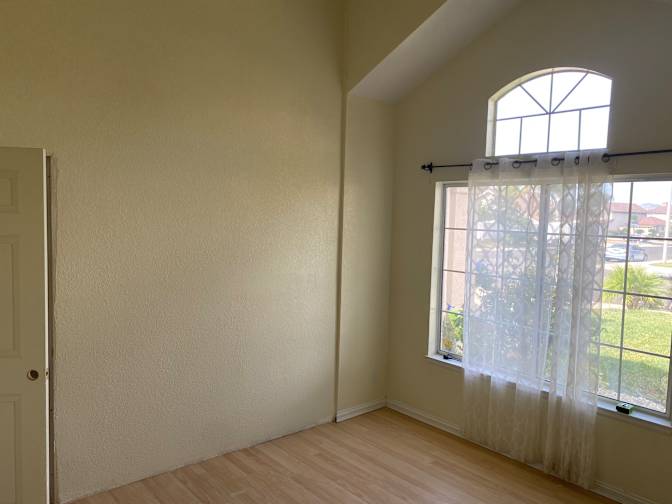 Perla's room