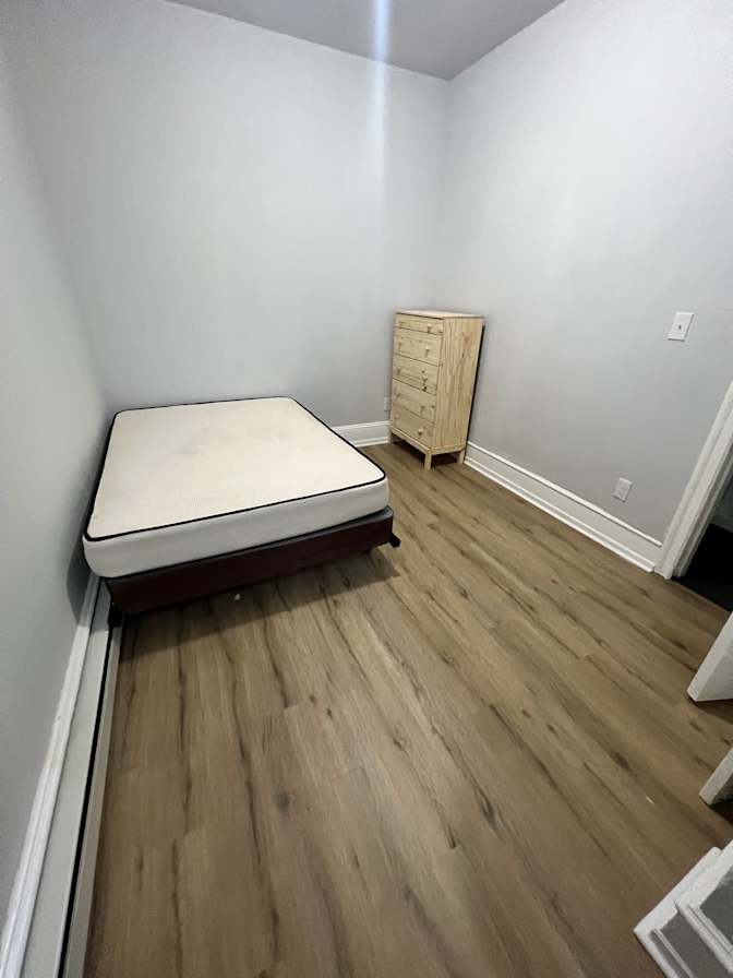 Winston's room
