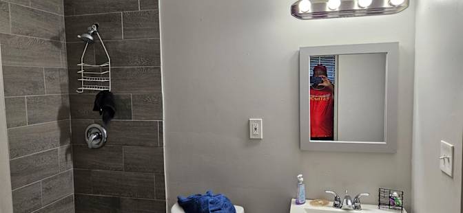 Alcove Rooms's room