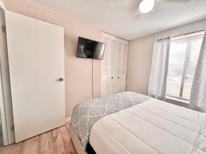 Julio's room