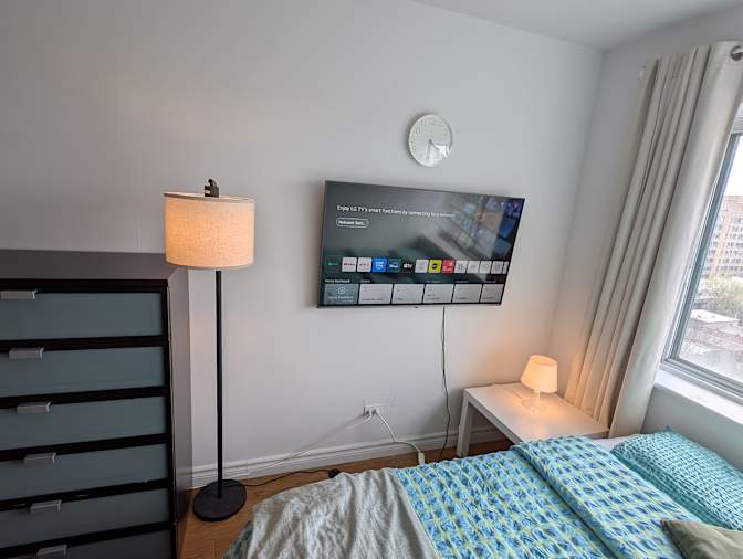 Serdar's room