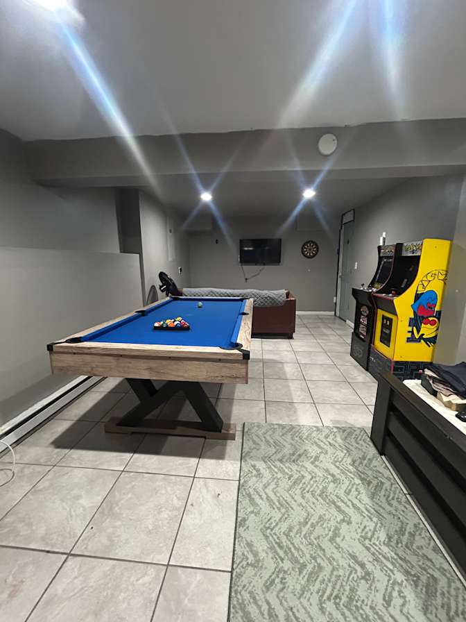 Blanco's room