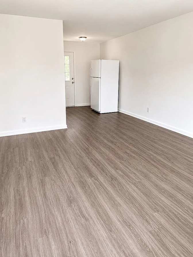 Alcove Rooms's room