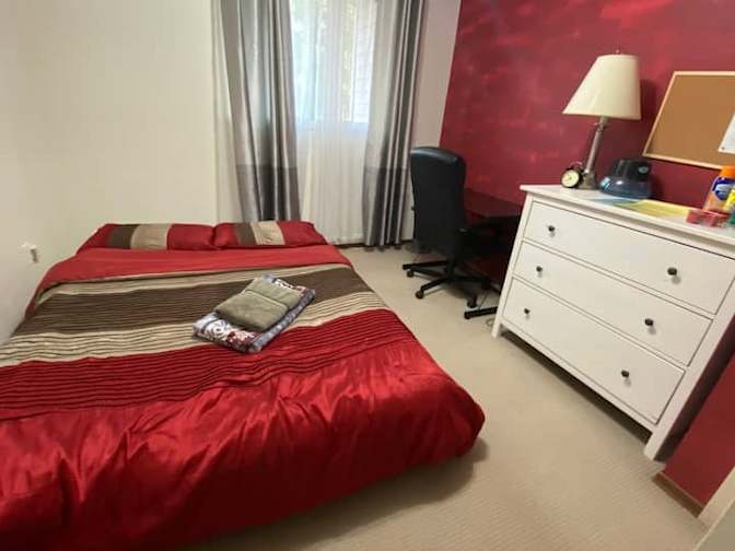 Jun's room