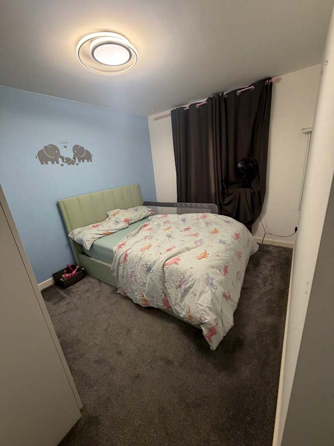 Rutuja's room