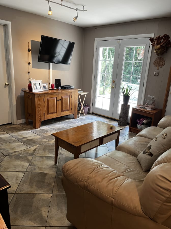 Mara Odette's room