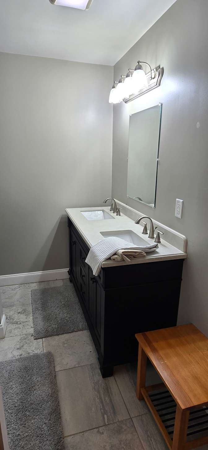 Room for Rent's room