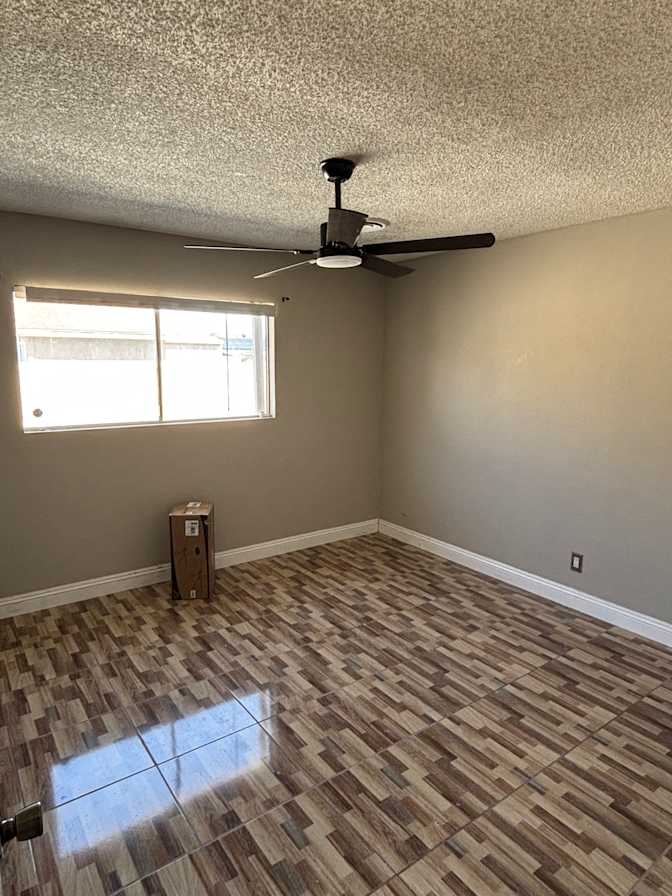 Ricardo's room