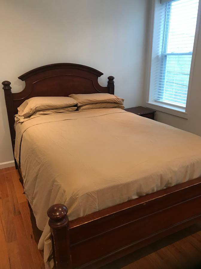 max's room