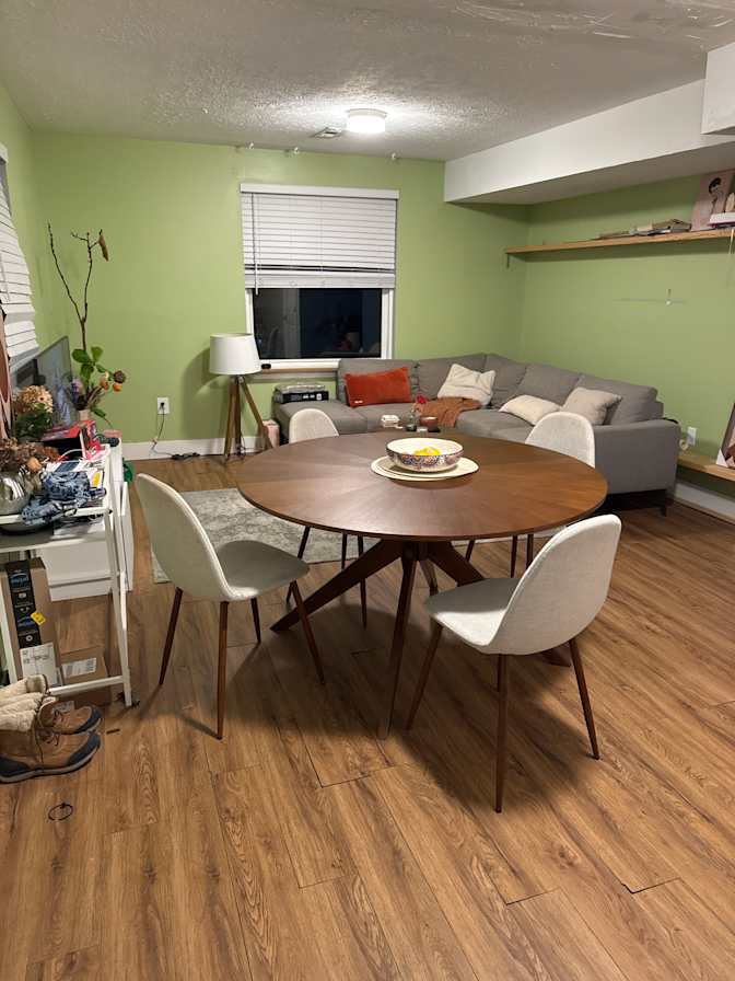 Emma's room