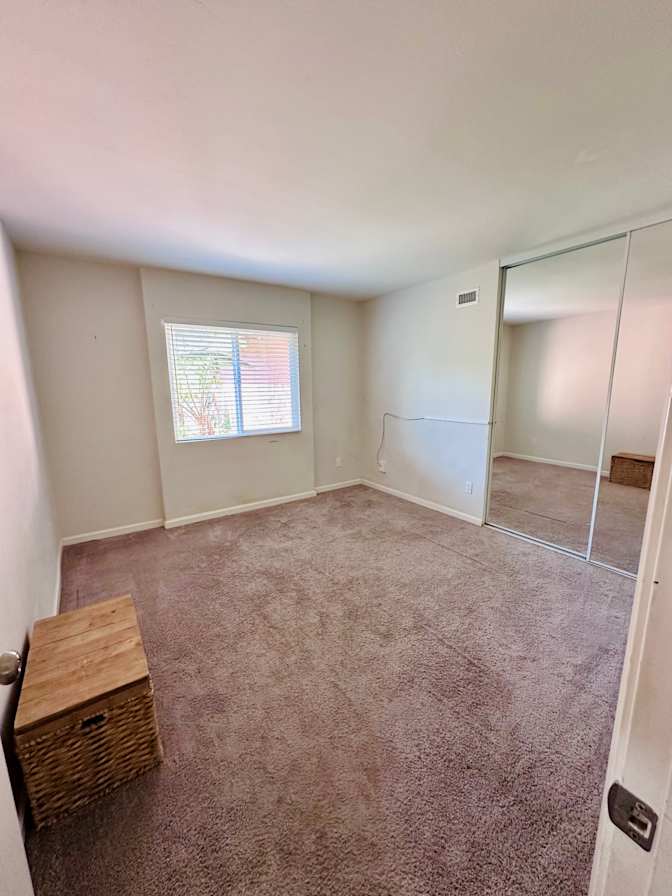 Kelly's room