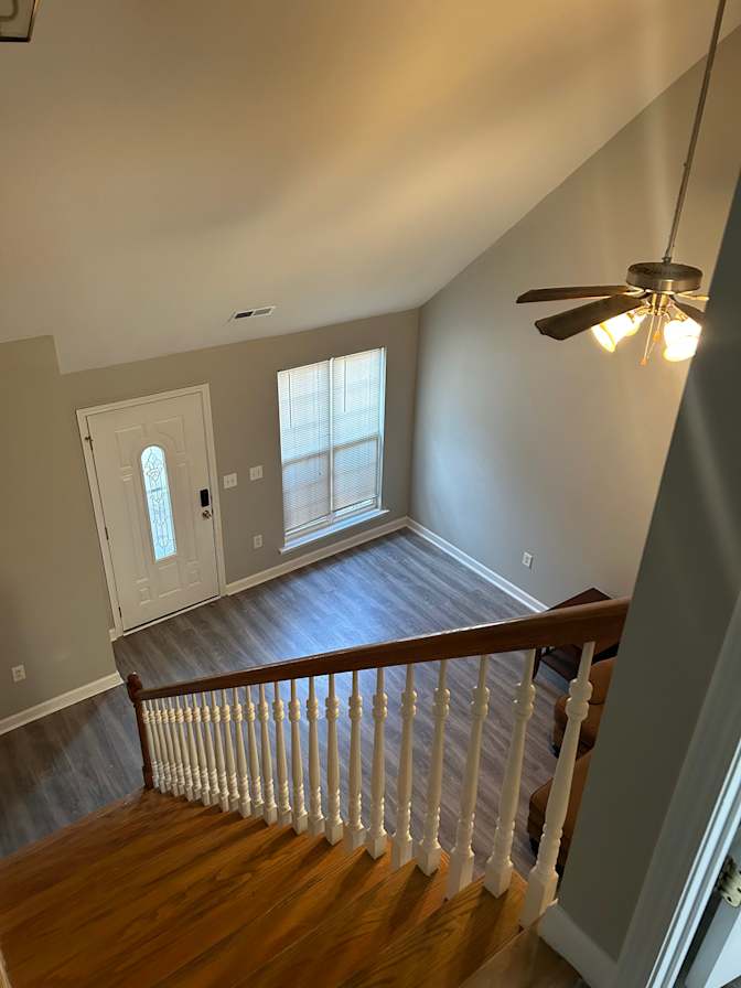 Alcove Rooms's room