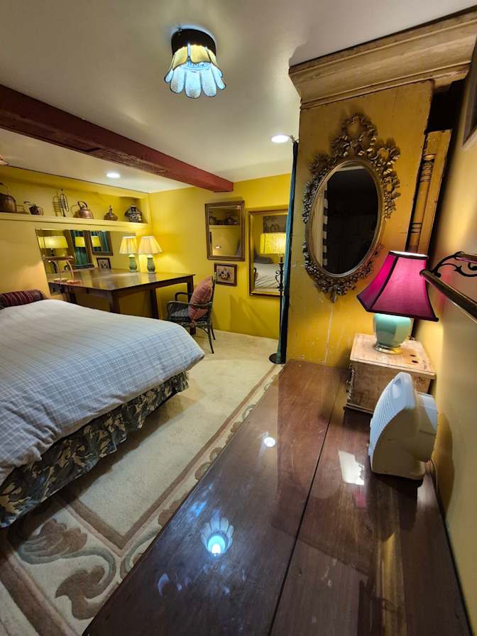 Hartley's room