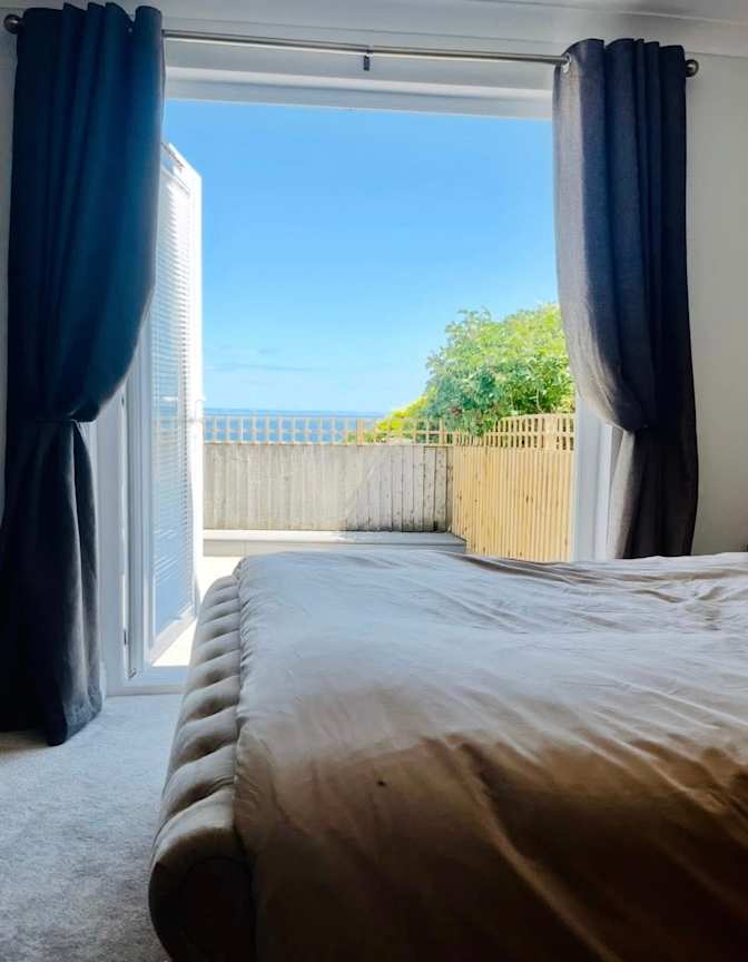 Naomi's room