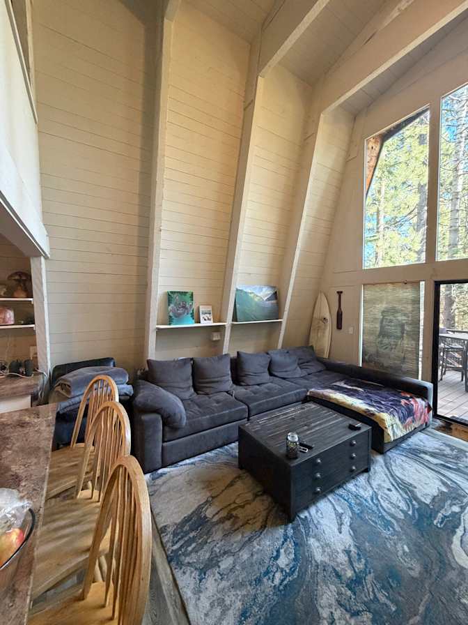 Kenny's room