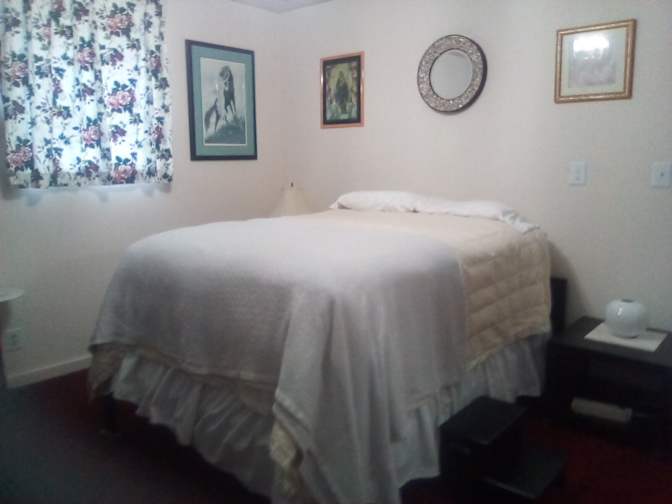 Elizabeth xavier's room