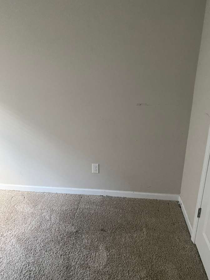 Chika's room