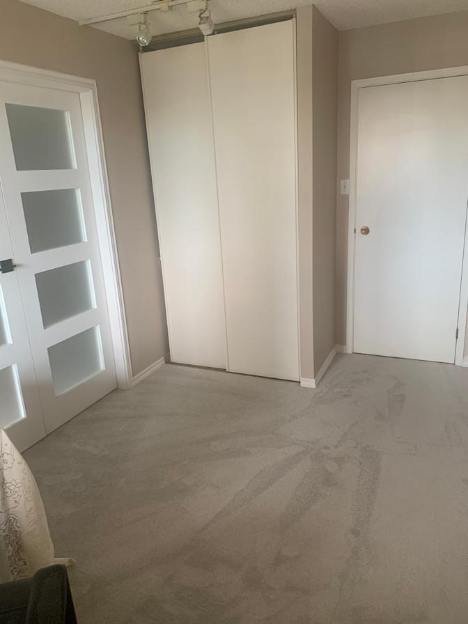 Thomas's room