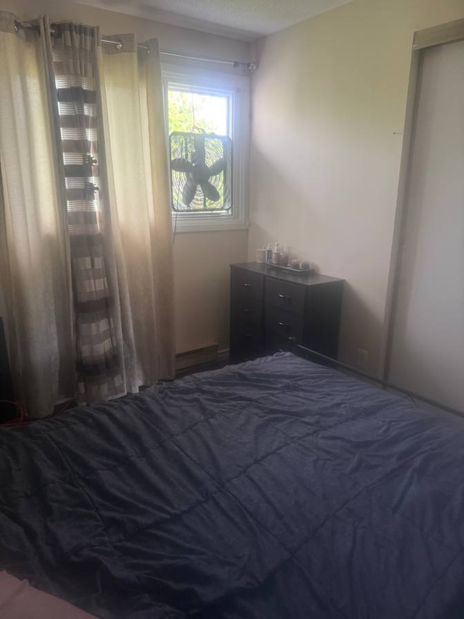 Liza's room