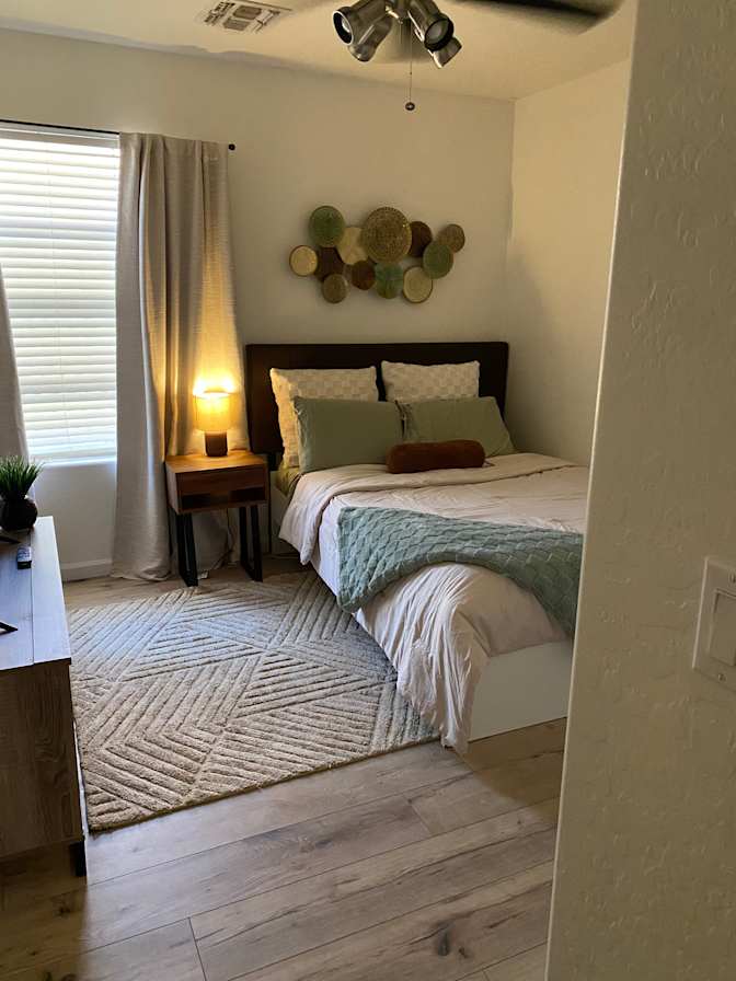 Laurie McConnell's room