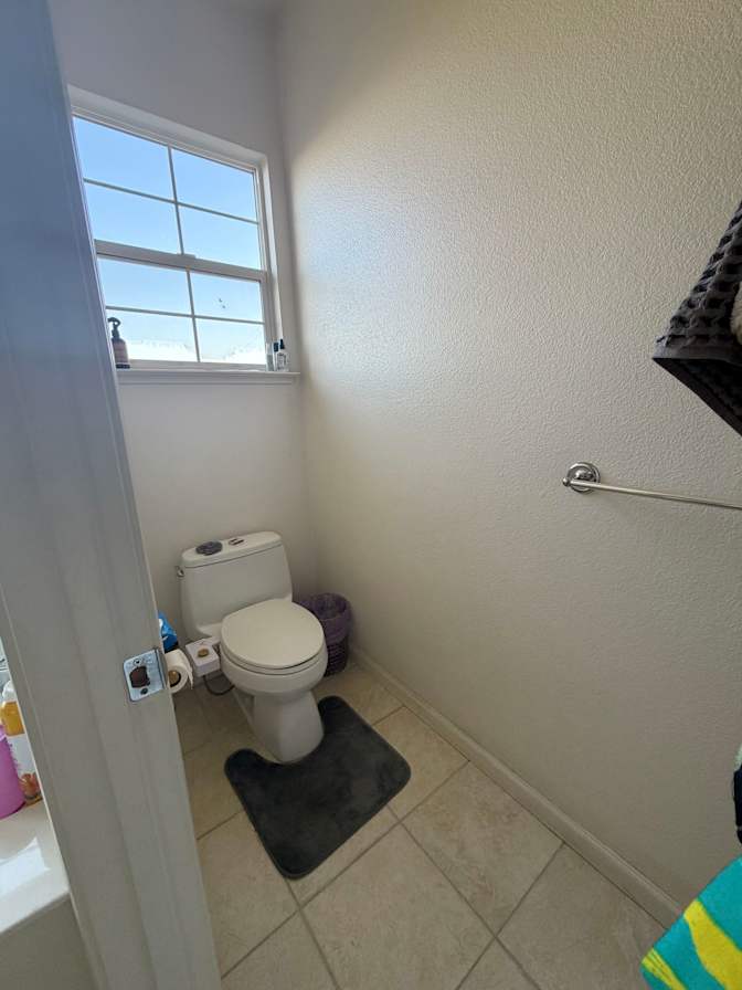Ali's room
