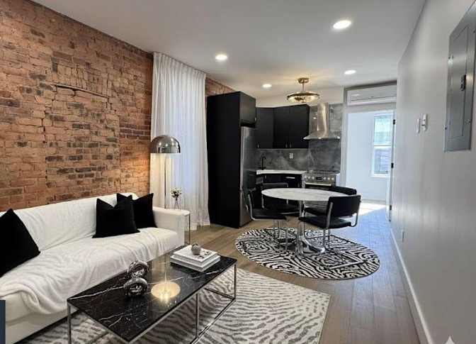 Three BED Two BATH IN PRIME BUSHWICK's room