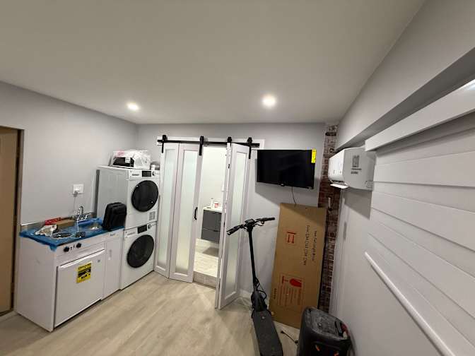 Xay’s Room's room