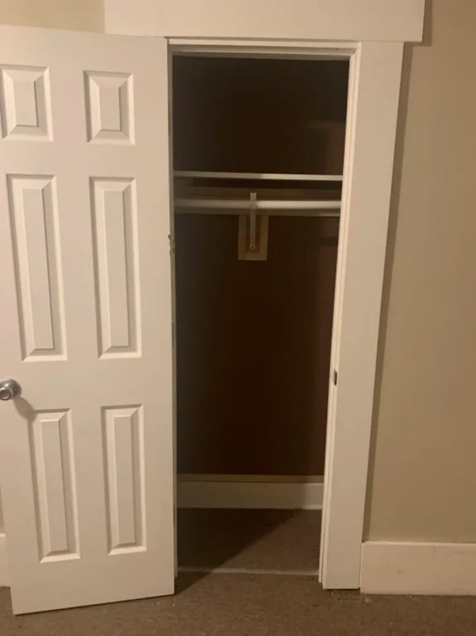 N'digo Donnell's room