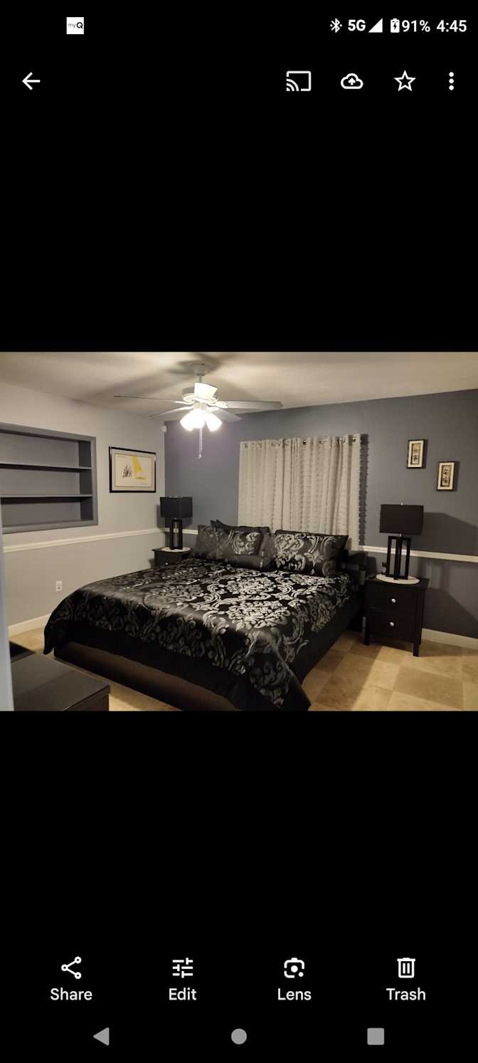 Sebring Florida's room