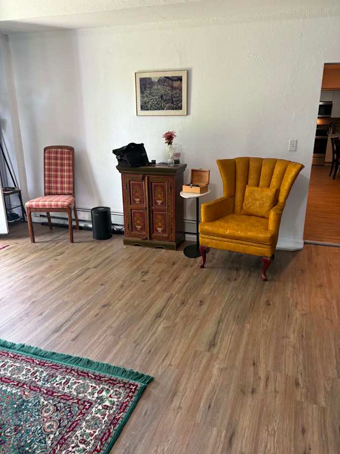 Kat ( katsdynamicbodywork)'s room