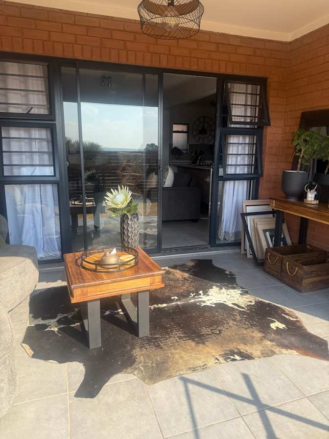 Corne Swanepoel's room