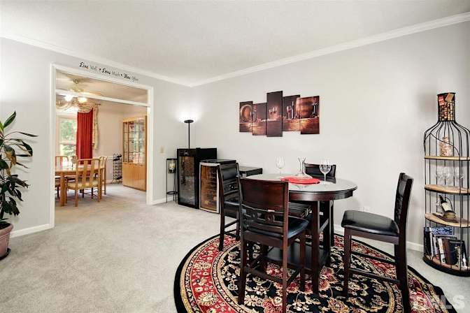 Alcove Rooms's room