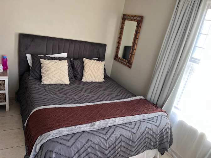 Luzanne's room