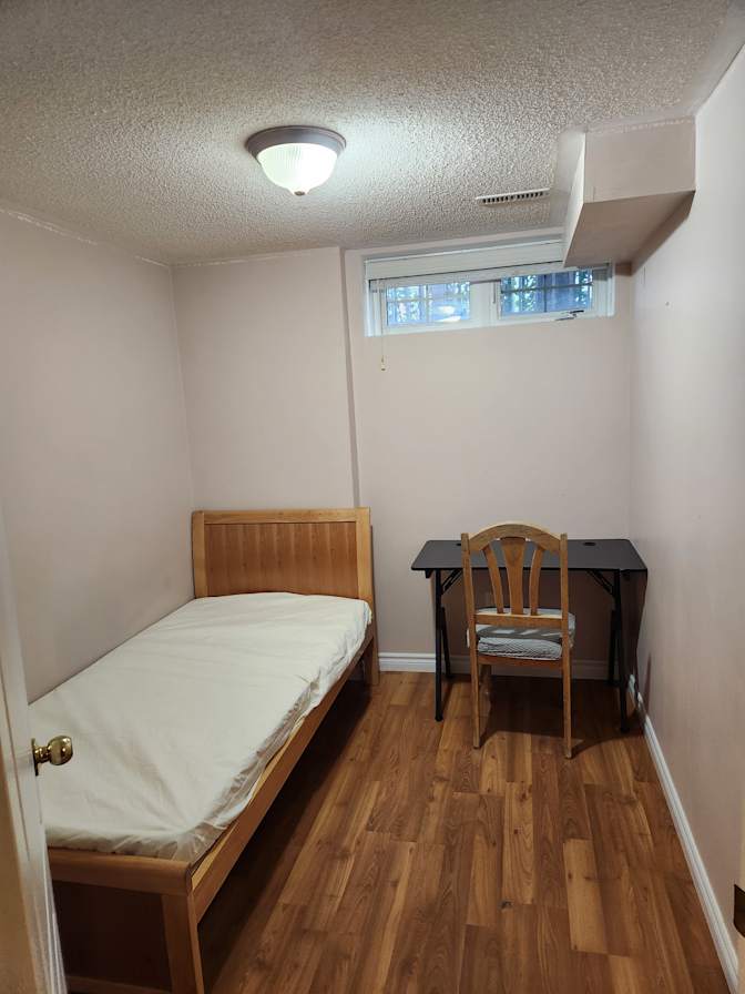 ming wang's room