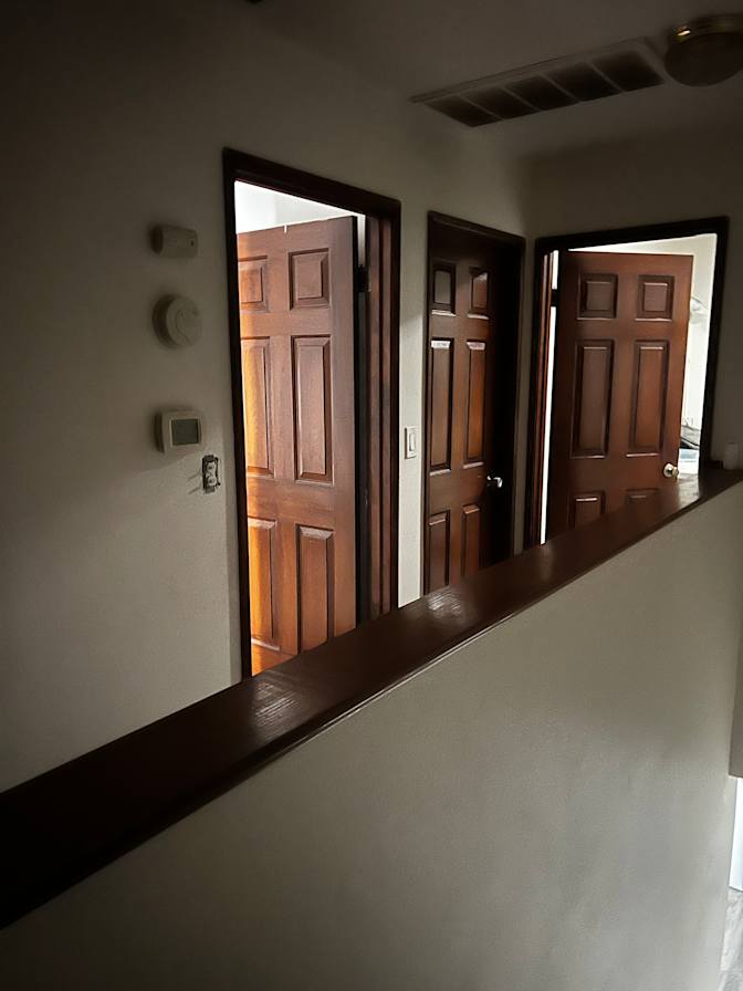 Crystal  Flores's room