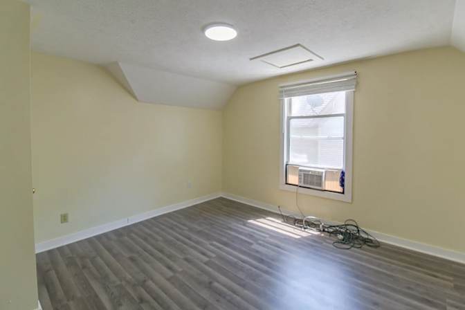 steve's room