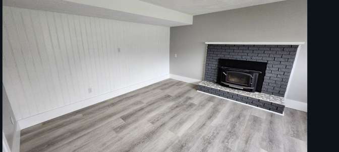 Corinna Onofriechuk's room