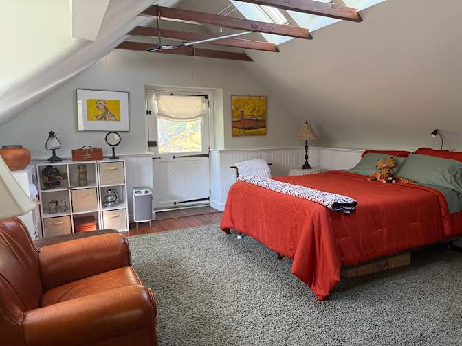Belinda's room