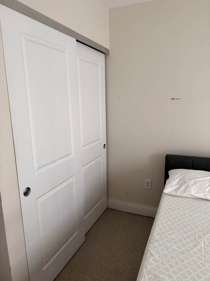 Cecilia's room