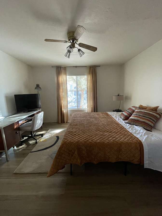 Alli's room