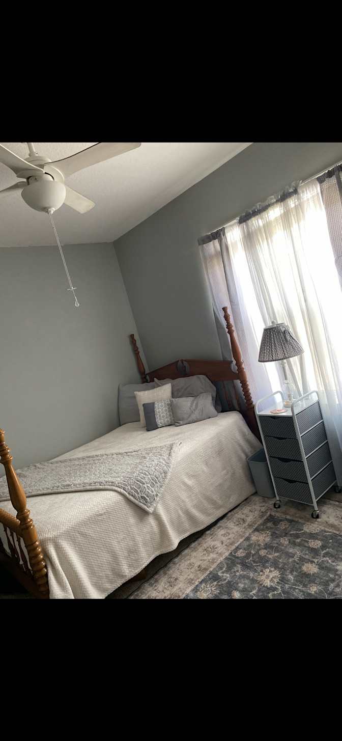 Missi Underwood's room