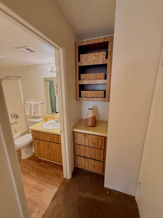 Pine View Village's room