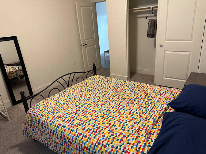 Mag F's room