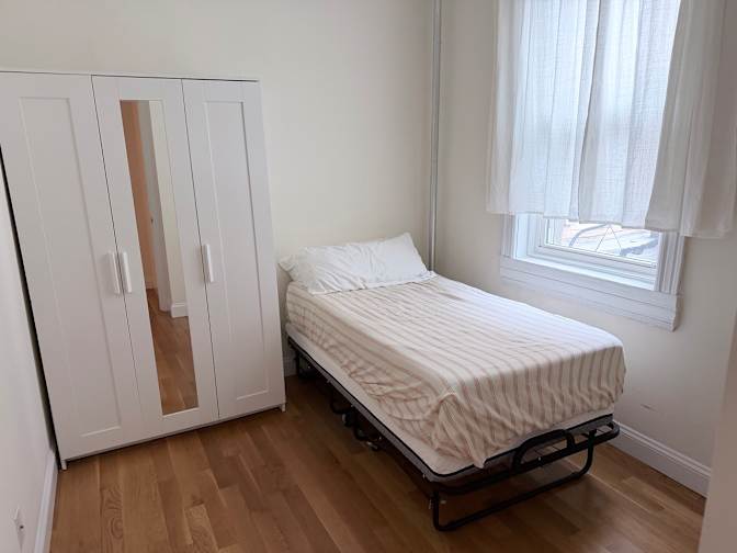 sarah's room