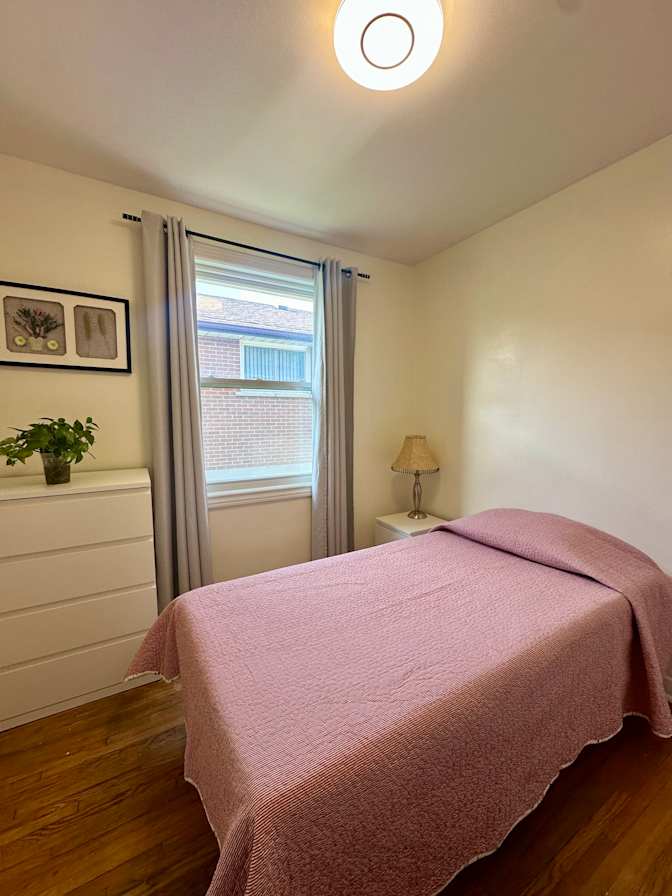 Manuela's room