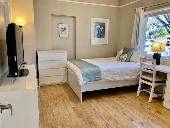 Summer's room